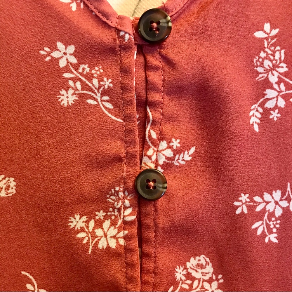 Pink Rose Blouse Size Small - Picture 4 of 11